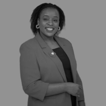 Tofara Lindsay. Chokera